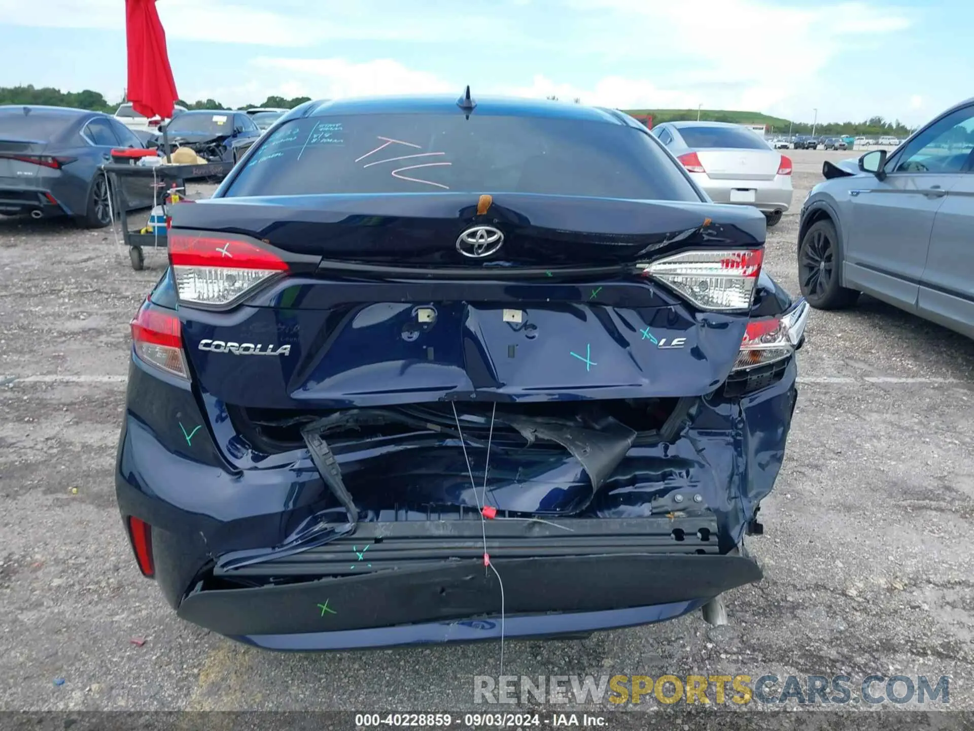 6 Photograph of a damaged car 5YFEPMAE8NP380270 TOYOTA COROLLA 2022