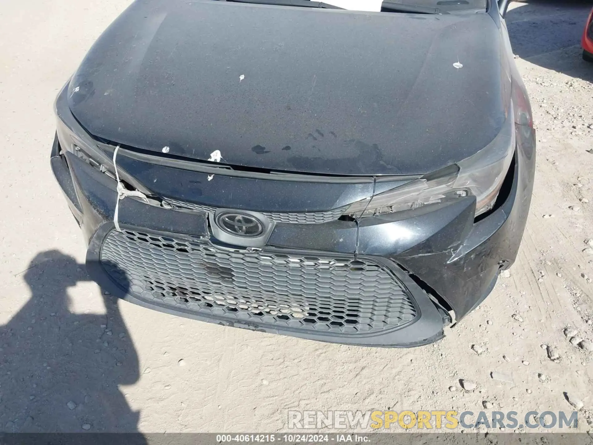 6 Photograph of a damaged car 5YFEPMAE9NP273213 TOYOTA COROLLA 2022