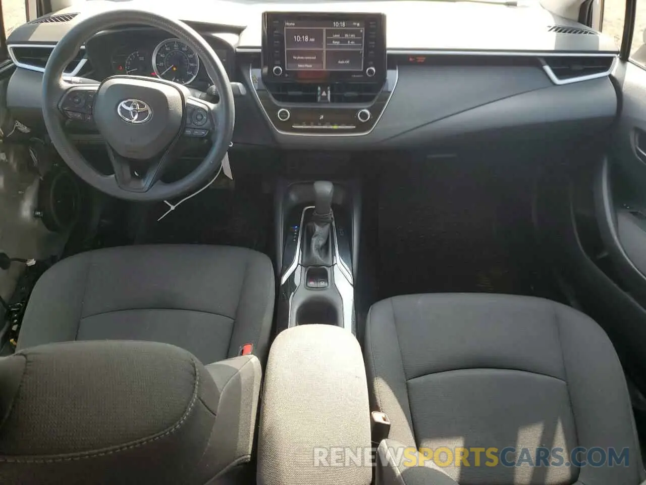 8 Photograph of a damaged car 5YFEPMAE9NP280114 TOYOTA COROLLA 2022