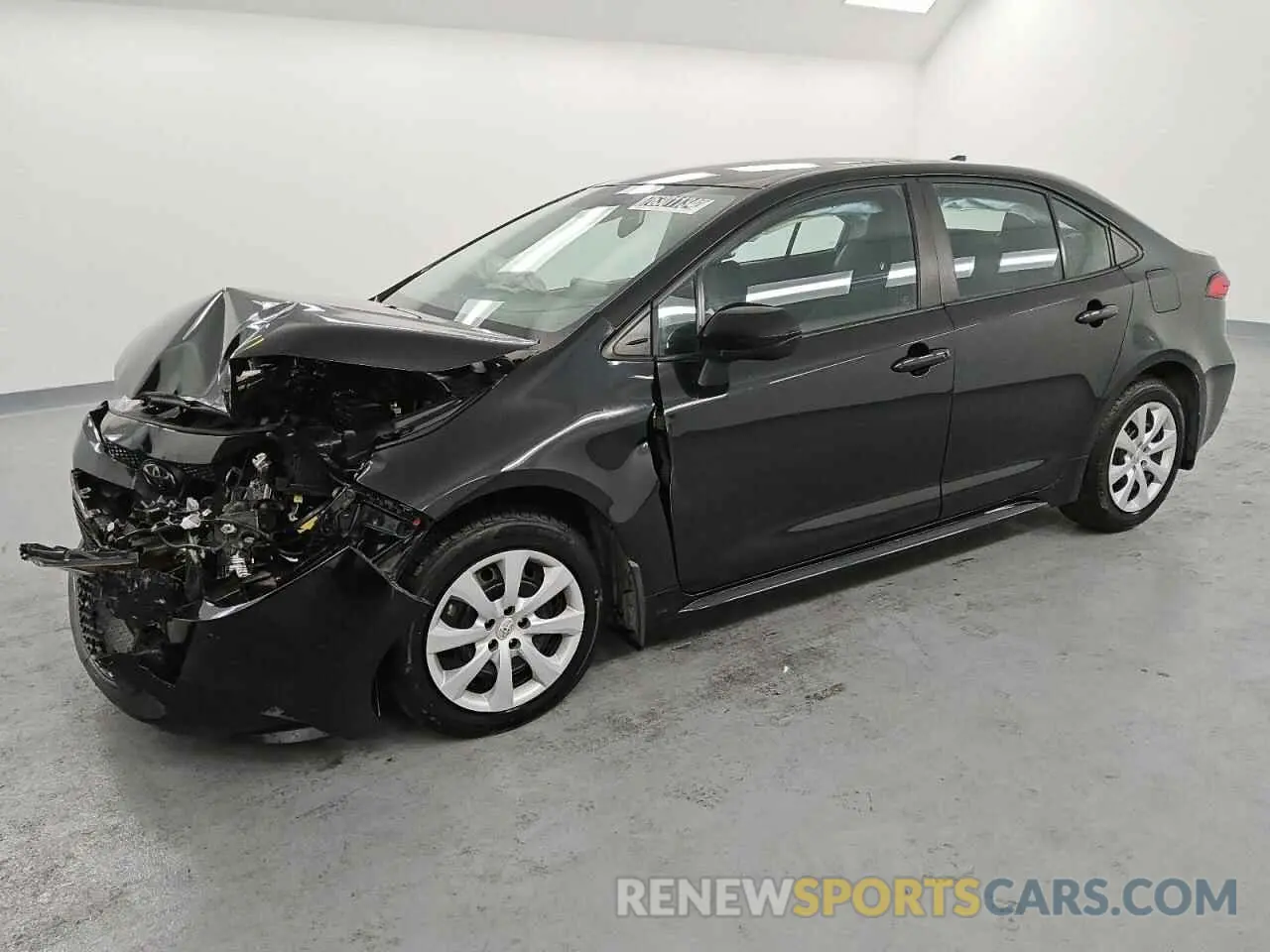 1 Photograph of a damaged car 5YFEPMAE9NP297432 TOYOTA COROLLA 2022