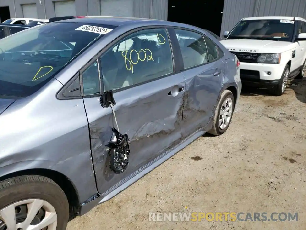 9 Photograph of a damaged car 5YFEPMAE9NP301754 TOYOTA COROLLA 2022