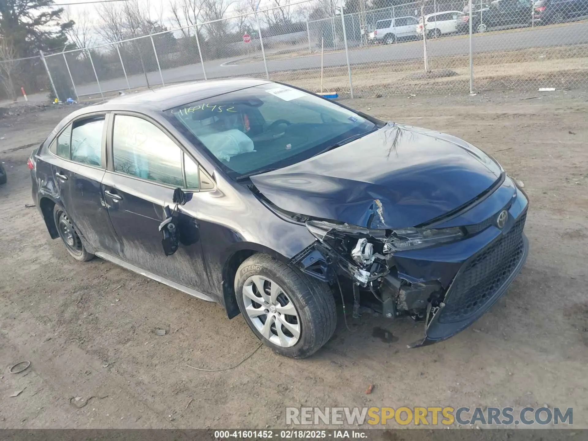 1 Photograph of a damaged car 5YFEPMAE9NP306727 TOYOTA COROLLA 2022