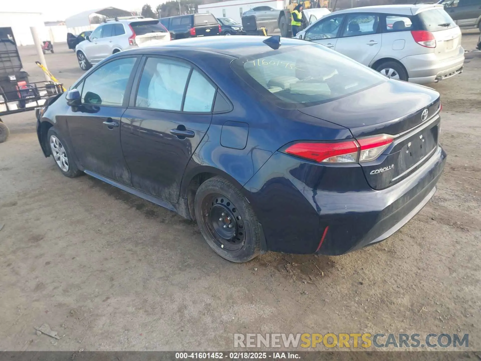 3 Photograph of a damaged car 5YFEPMAE9NP306727 TOYOTA COROLLA 2022