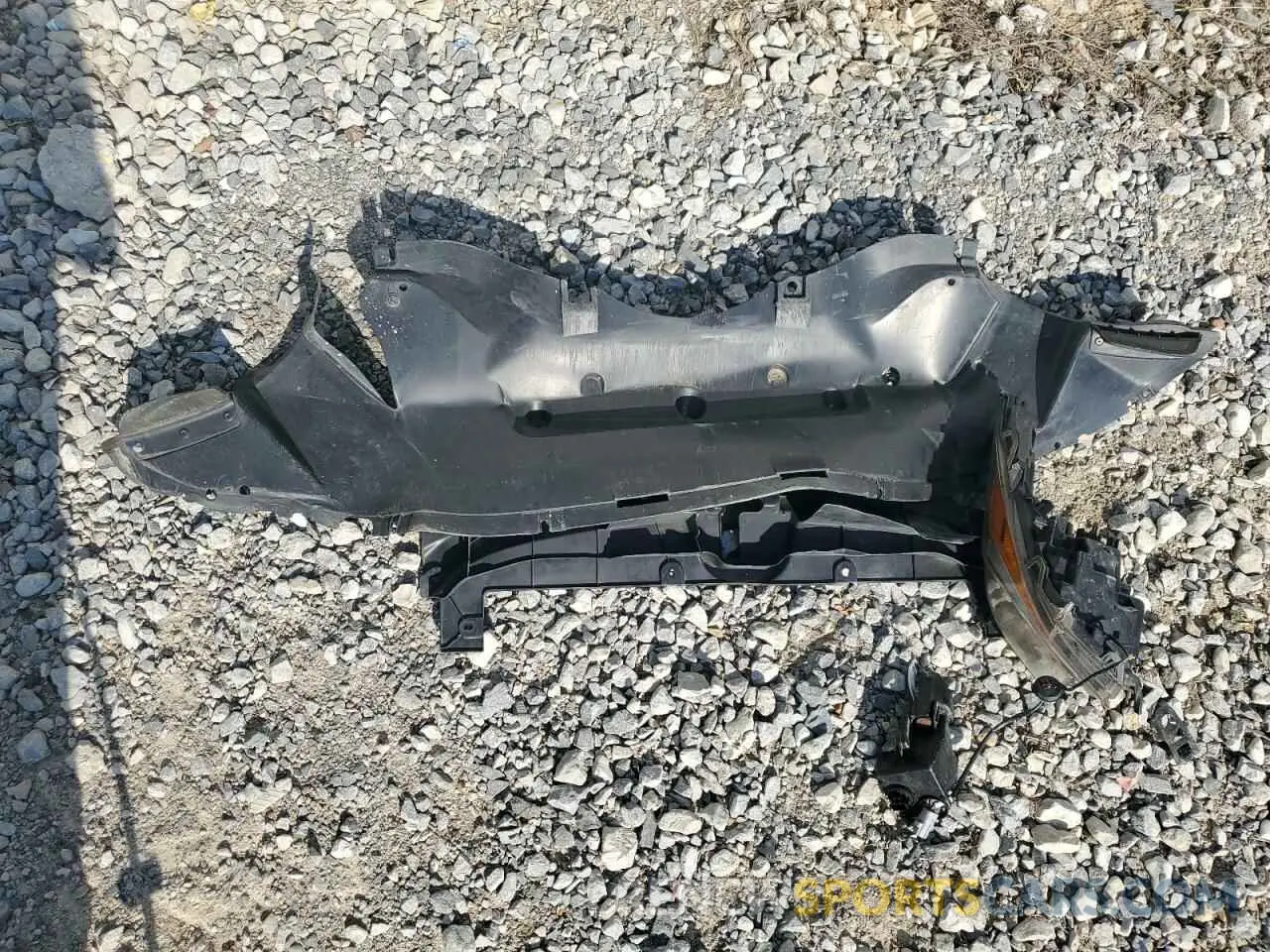 12 Photograph of a damaged car 5YFEPMAE9NP309286 TOYOTA COROLLA 2022
