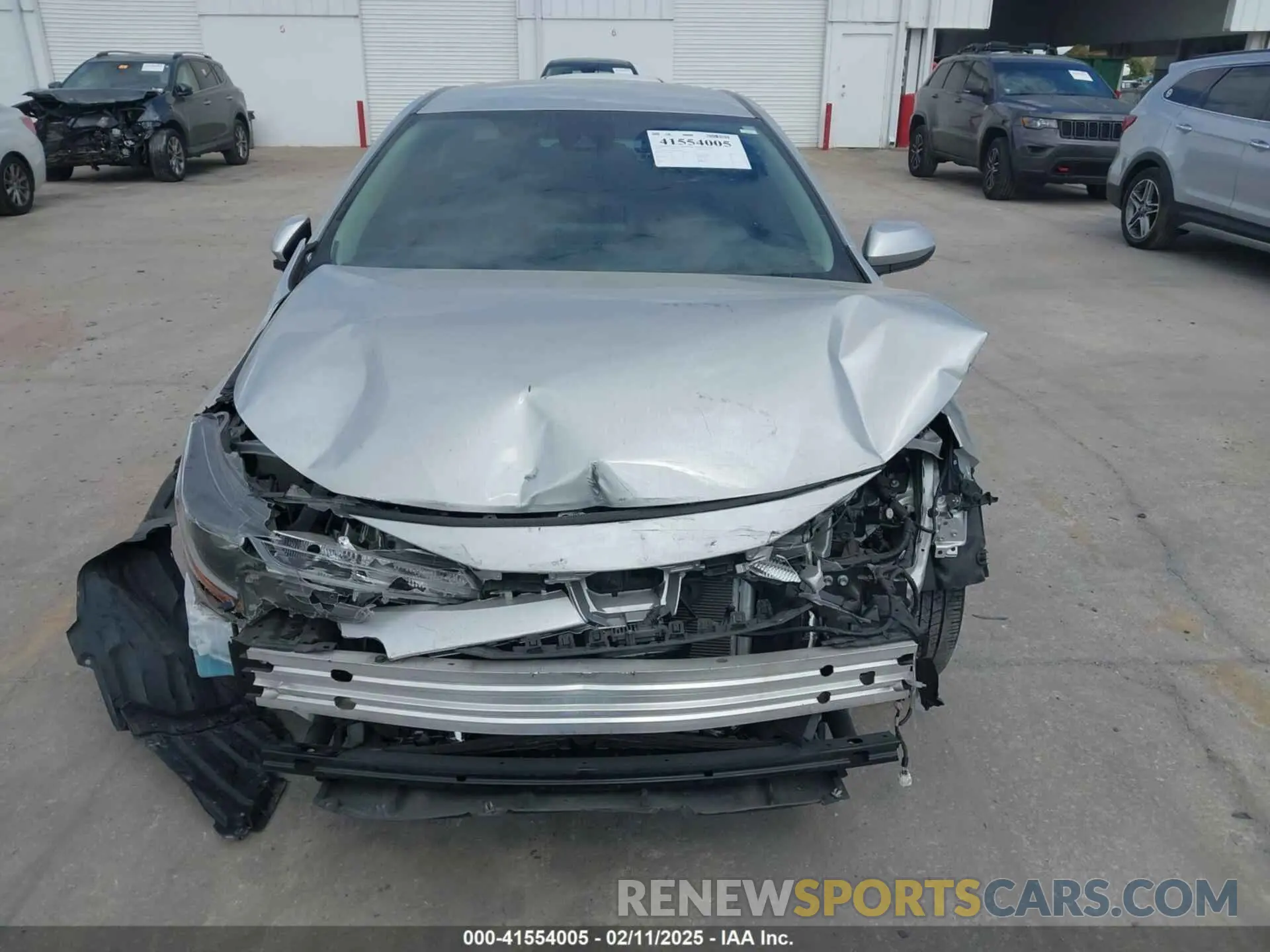 13 Photograph of a damaged car 5YFEPMAE9NP314259 TOYOTA COROLLA 2022