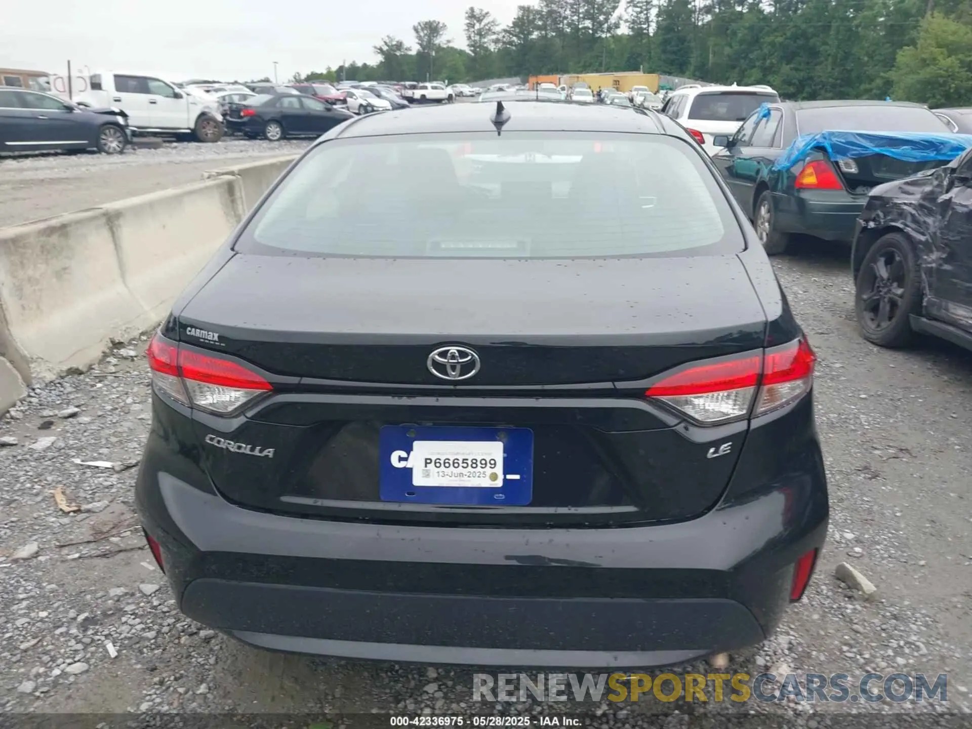 16 Photograph of a damaged car 5YFEPMAE9NP317226 TOYOTA COROLLA 2022