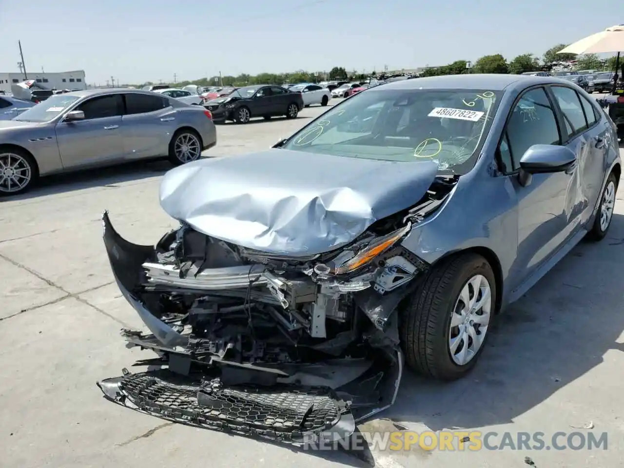 2 Photograph of a damaged car 5YFEPMAE9NP319543 TOYOTA COROLLA 2022