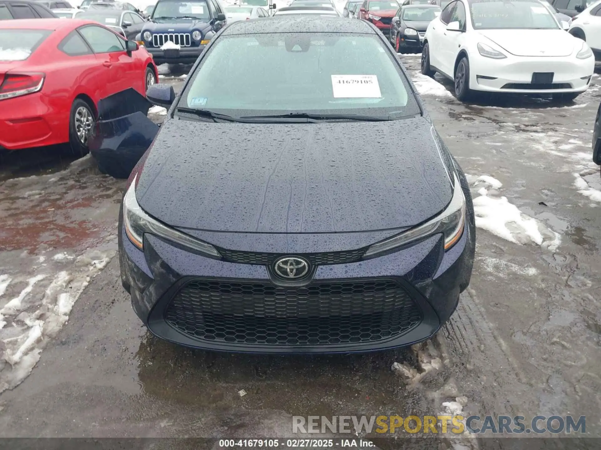 12 Photograph of a damaged car 5YFEPMAE9NP320739 TOYOTA COROLLA 2022