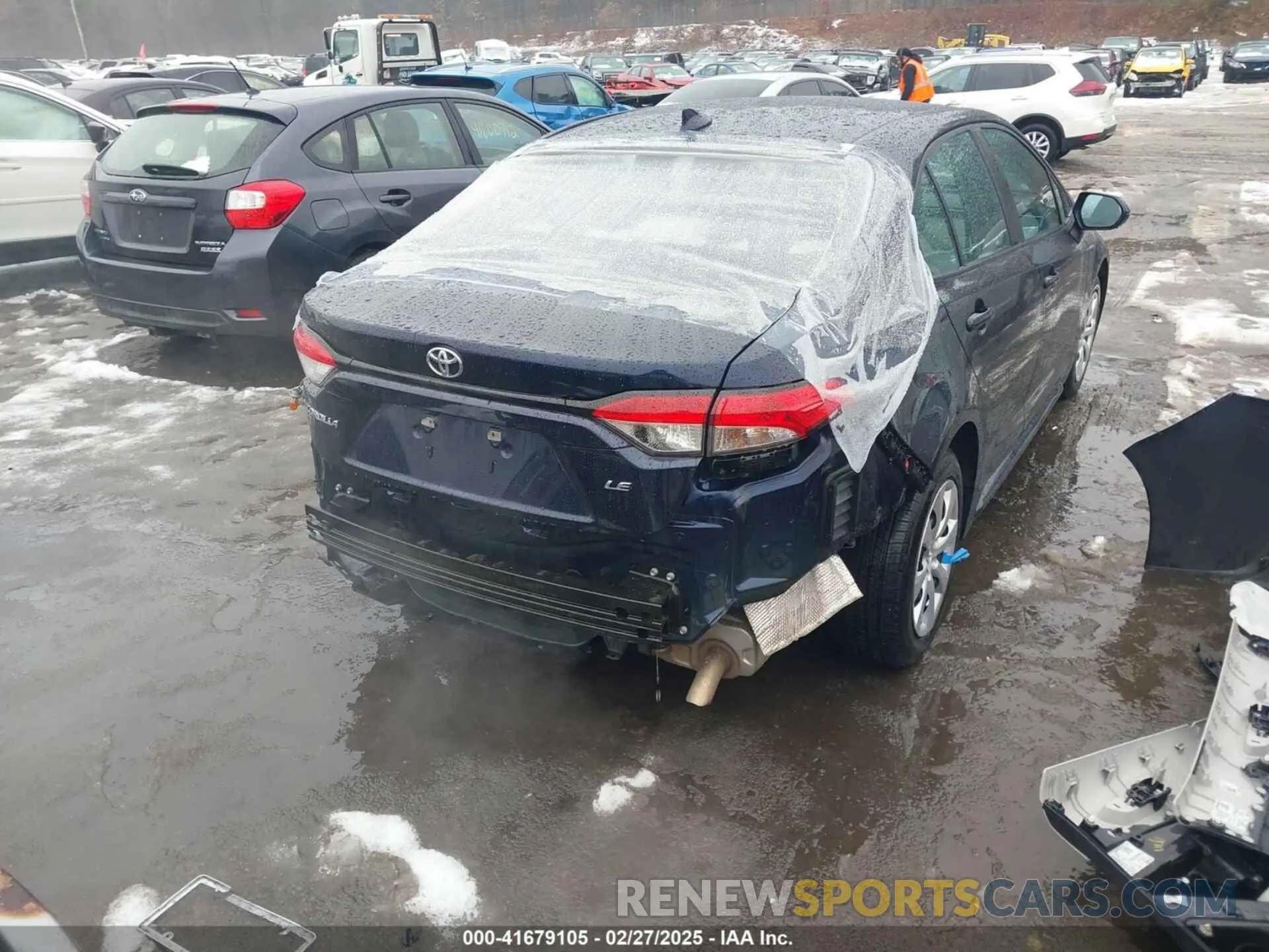 4 Photograph of a damaged car 5YFEPMAE9NP320739 TOYOTA COROLLA 2022