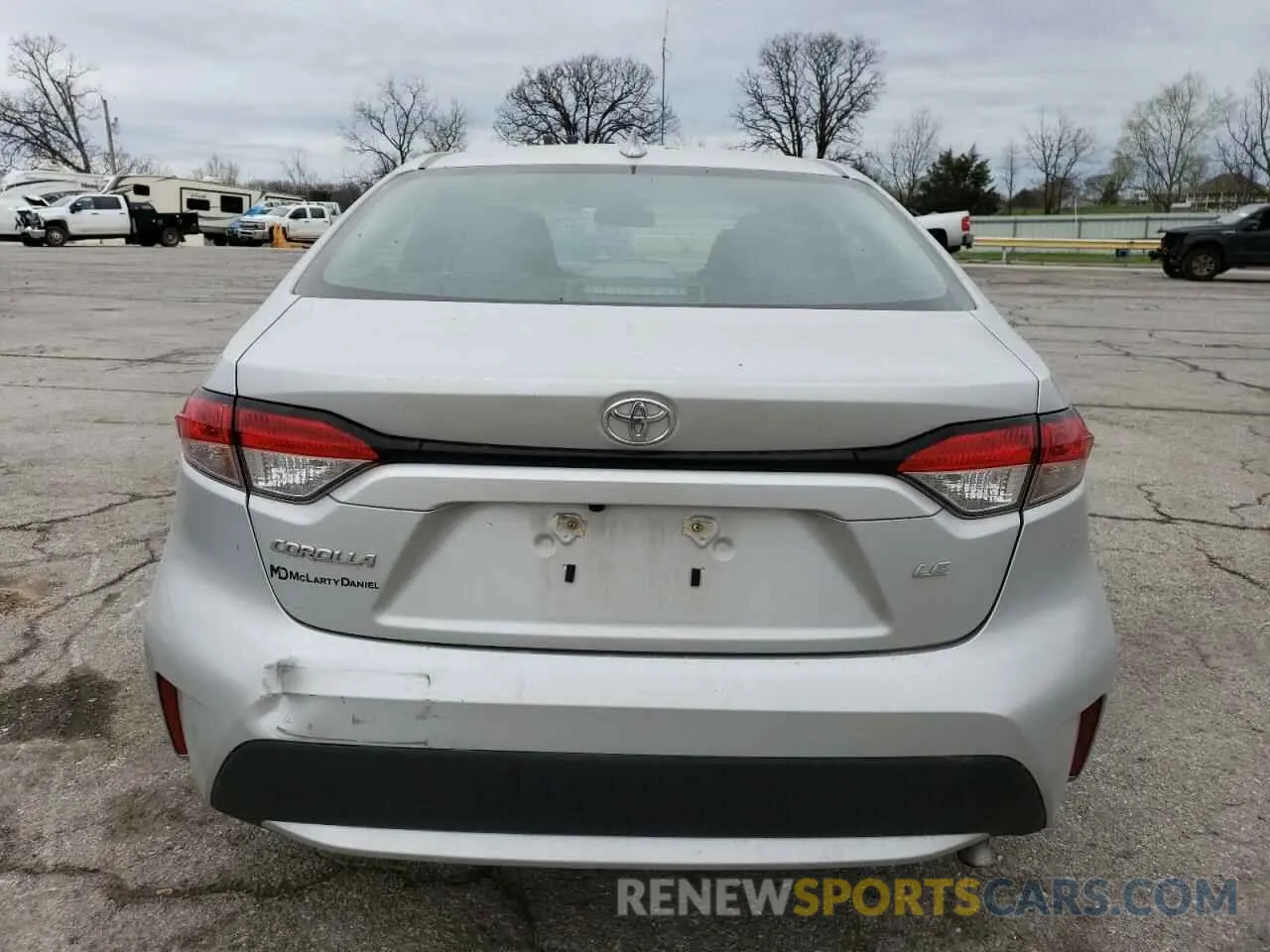 6 Photograph of a damaged car 5YFEPMAE9NP329537 TOYOTA COROLLA 2022