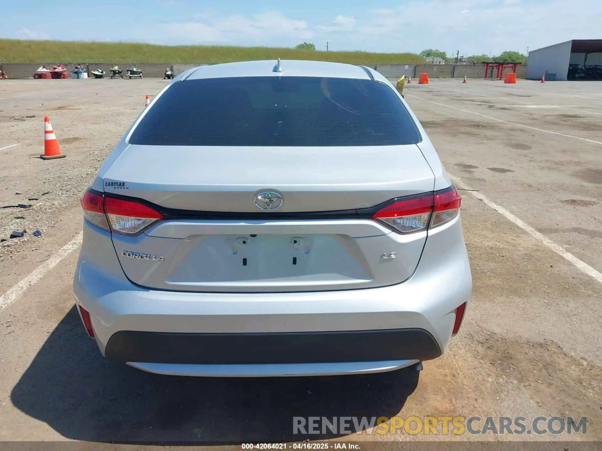 16 Photograph of a damaged car 5YFEPMAE9NP333734 TOYOTA COROLLA 2022