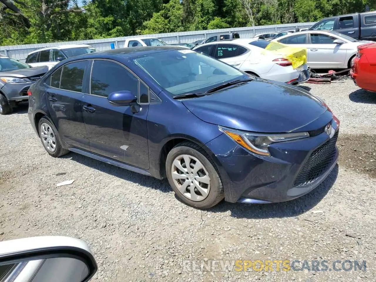 4 Photograph of a damaged car 5YFEPMAE9NP336603 TOYOTA COROLLA 2022