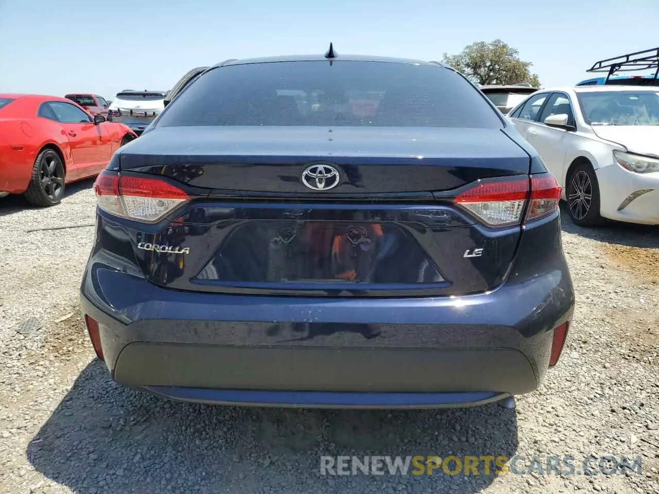 6 Photograph of a damaged car 5YFEPMAE9NP336603 TOYOTA COROLLA 2022