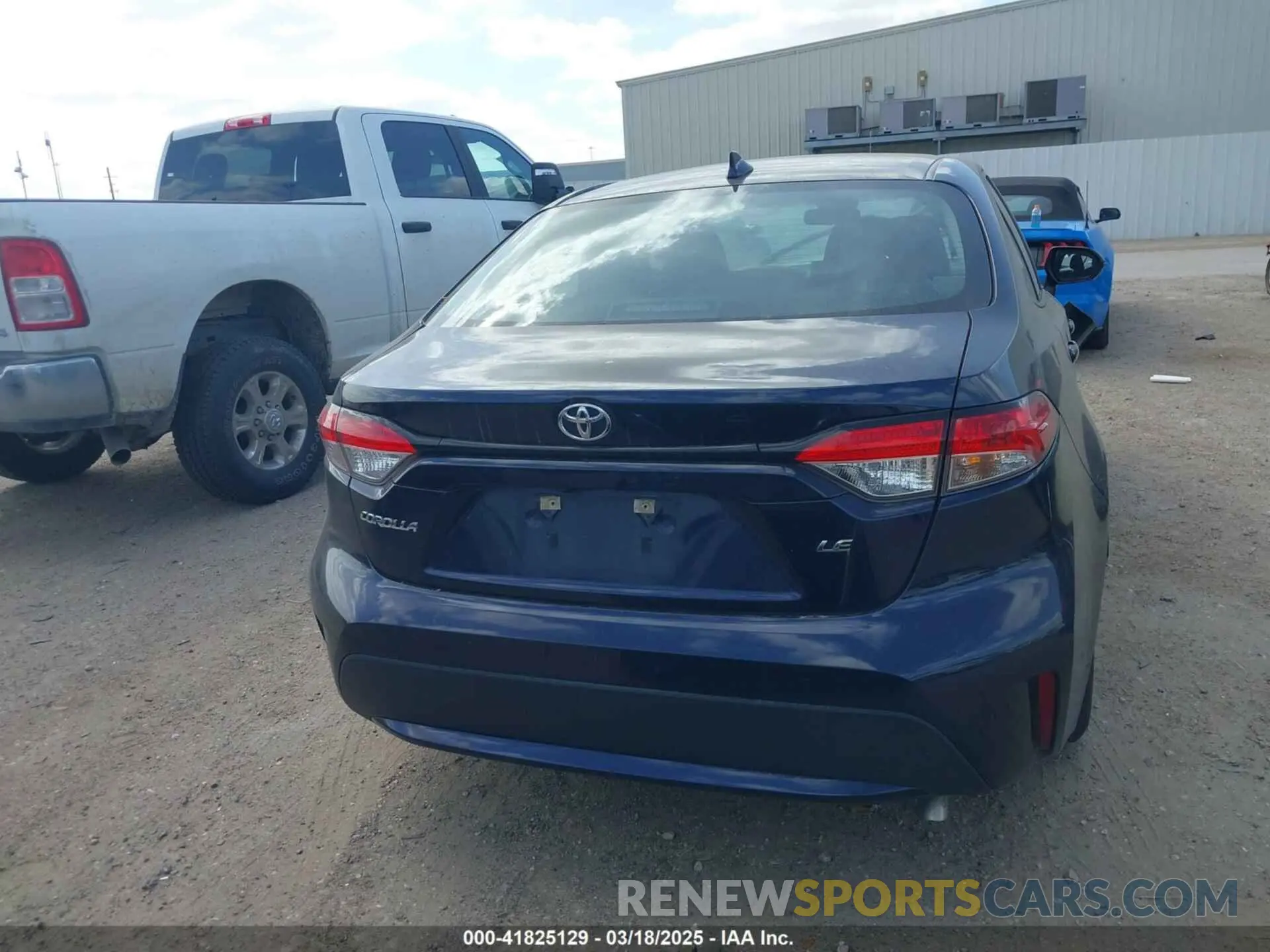 16 Photograph of a damaged car 5YFEPMAE9NP337296 TOYOTA COROLLA 2022