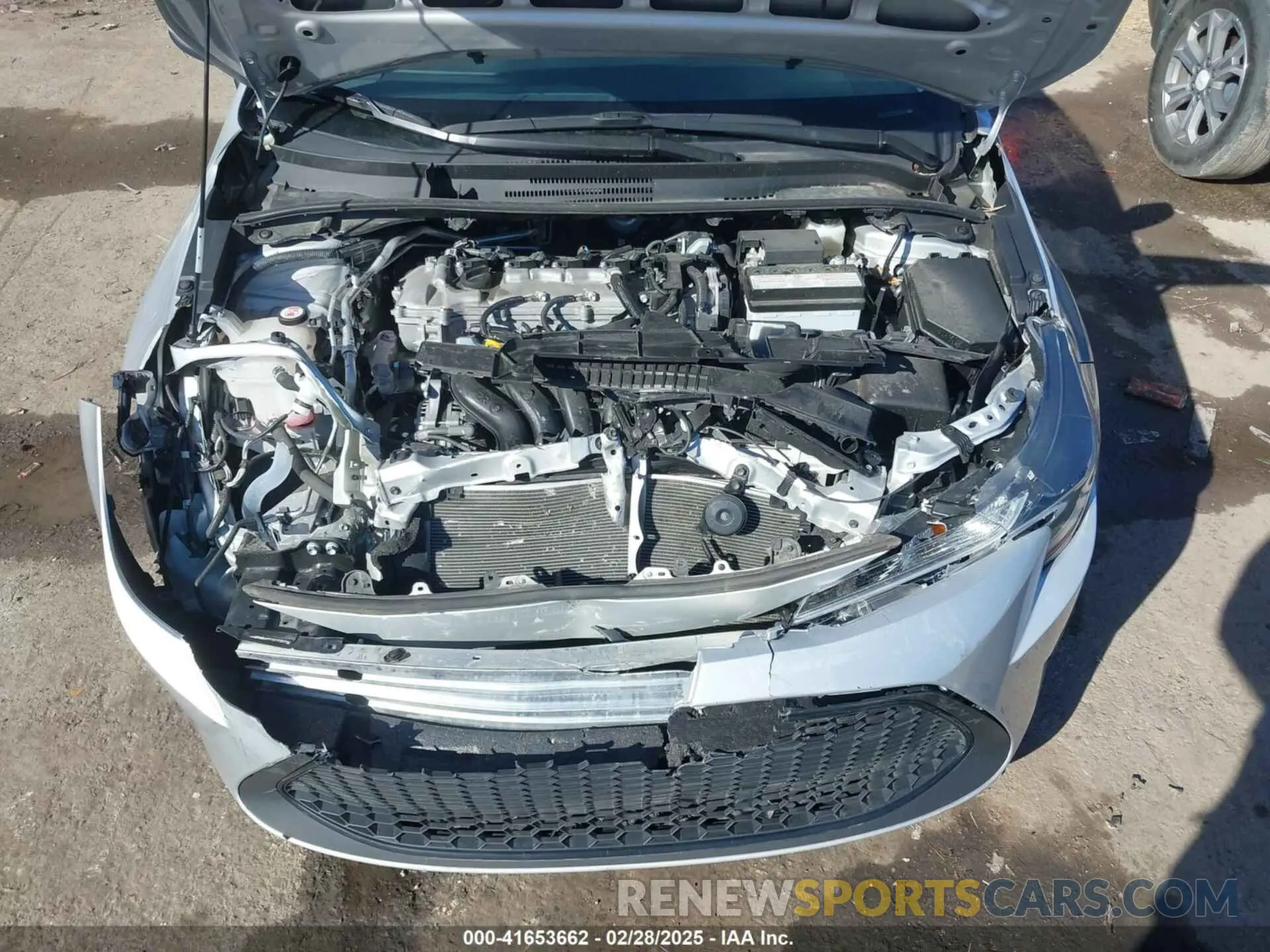 10 Photograph of a damaged car 5YFEPMAE9NP340490 TOYOTA COROLLA 2022