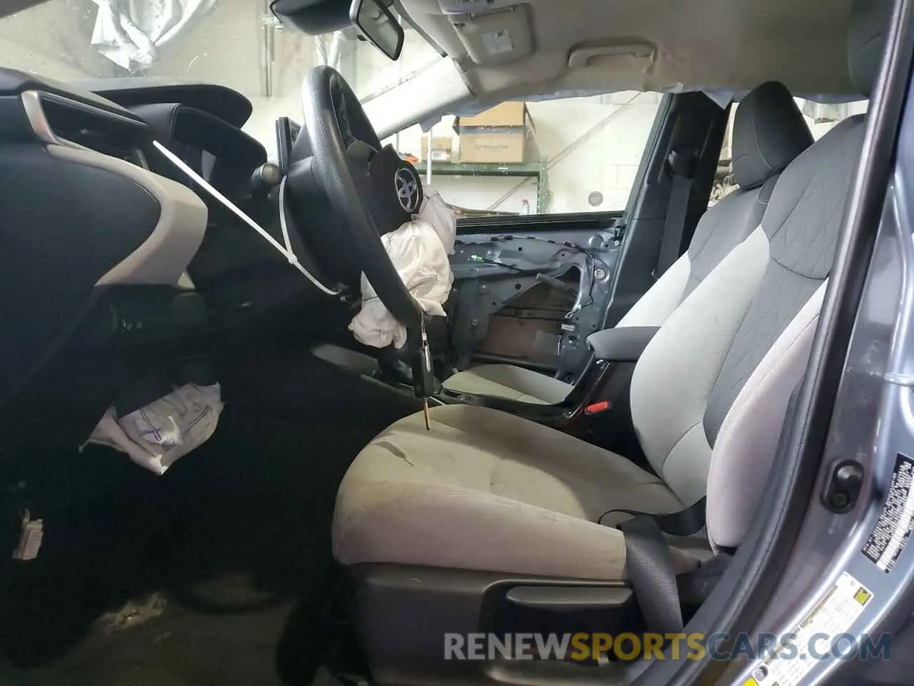 7 Photograph of a damaged car 5YFEPMAE9NP340652 TOYOTA COROLLA 2022