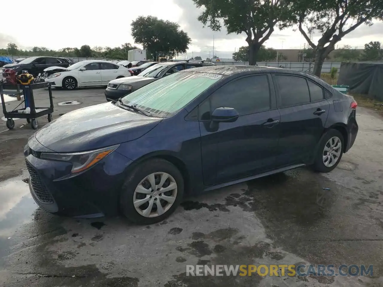 1 Photograph of a damaged car 5YFEPMAE9NP353739 TOYOTA COROLLA 2022