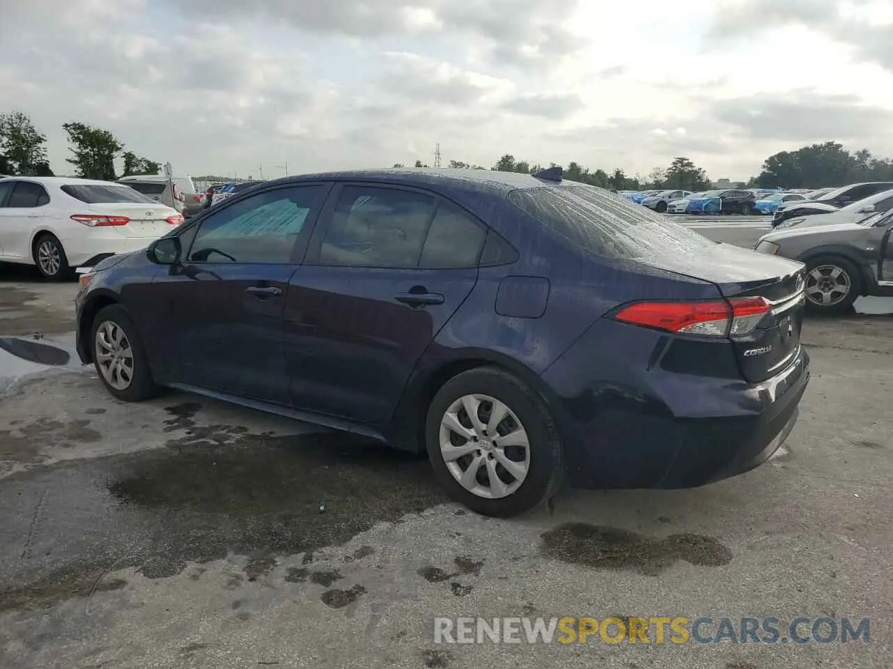 2 Photograph of a damaged car 5YFEPMAE9NP353739 TOYOTA COROLLA 2022