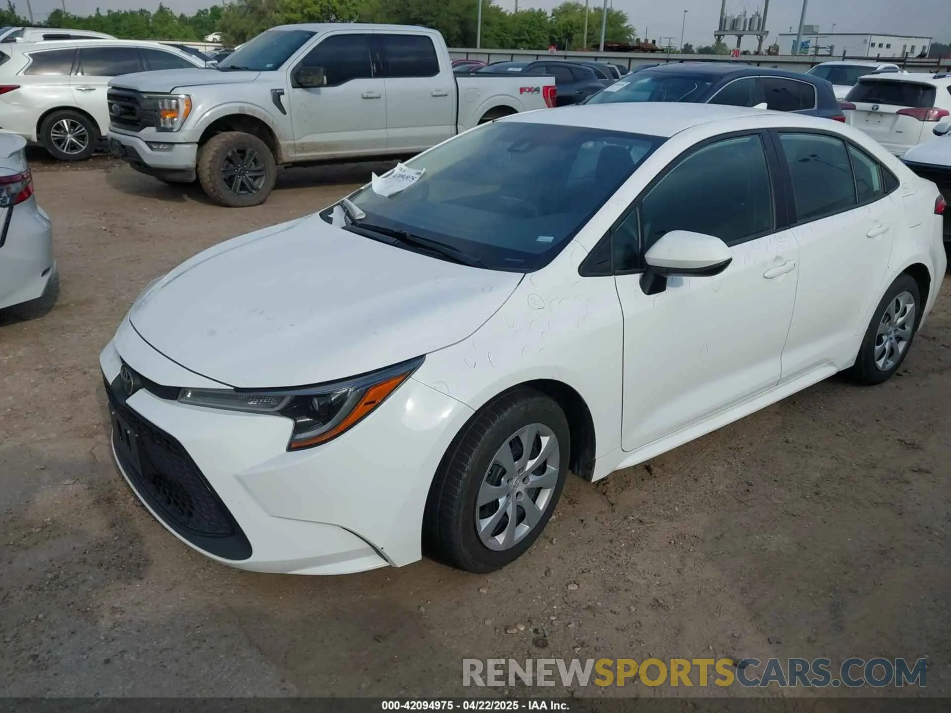 2 Photograph of a damaged car 5YFEPMAE9NP357743 TOYOTA COROLLA 2022