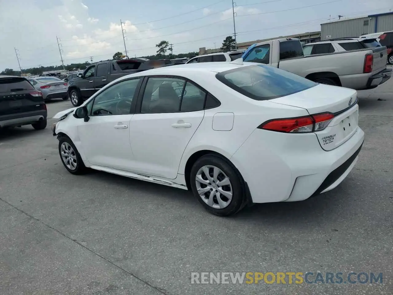 2 Photograph of a damaged car 5YFEPMAE9NP365132 TOYOTA COROLLA 2022