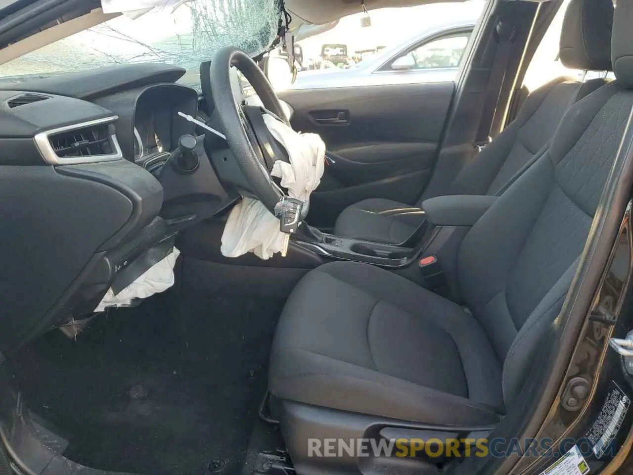 7 Photograph of a damaged car 5YFEPMAE9NP365406 TOYOTA COROLLA 2022