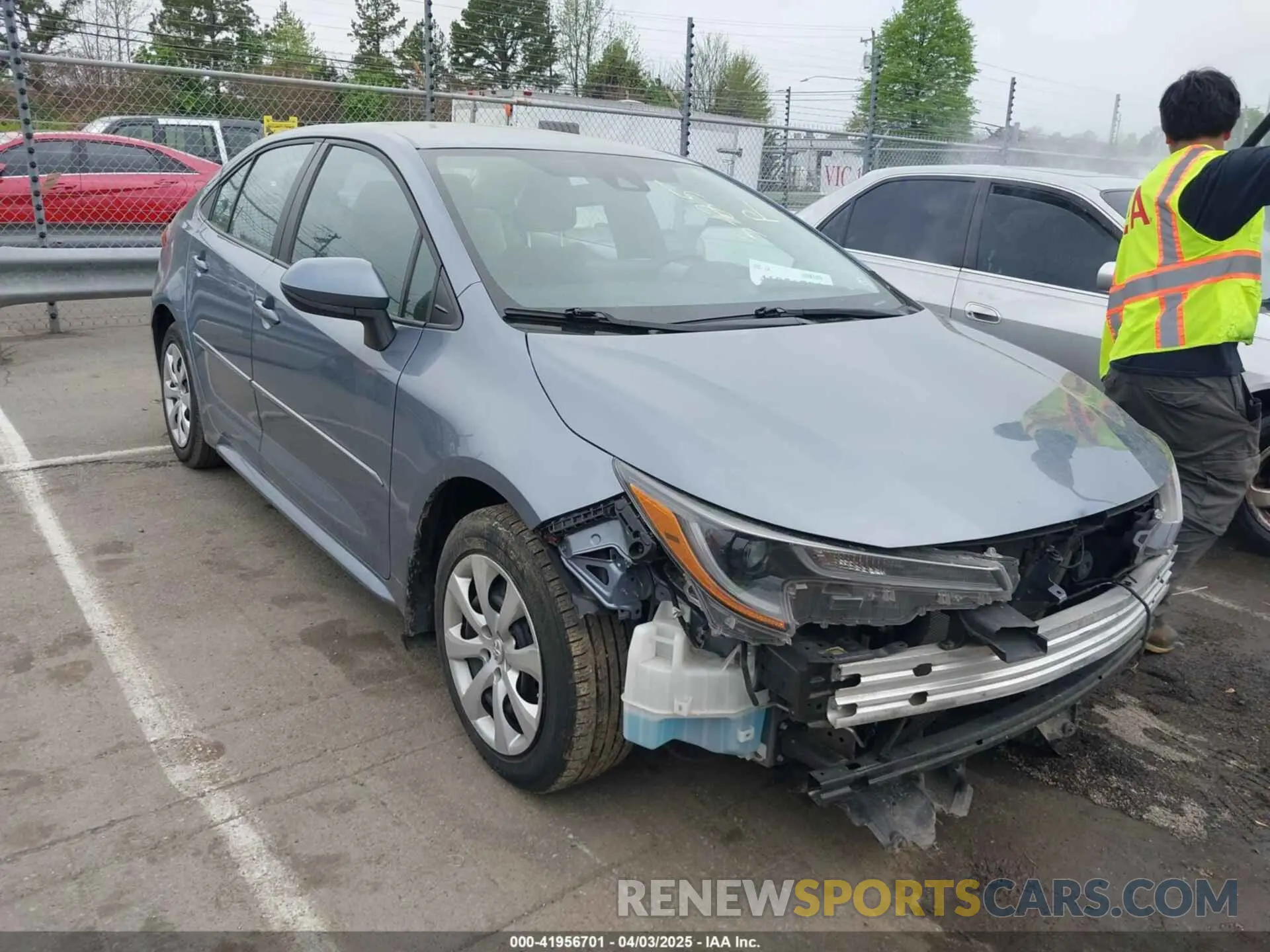 1 Photograph of a damaged car 5YFEPMAE9NP373747 TOYOTA COROLLA 2022