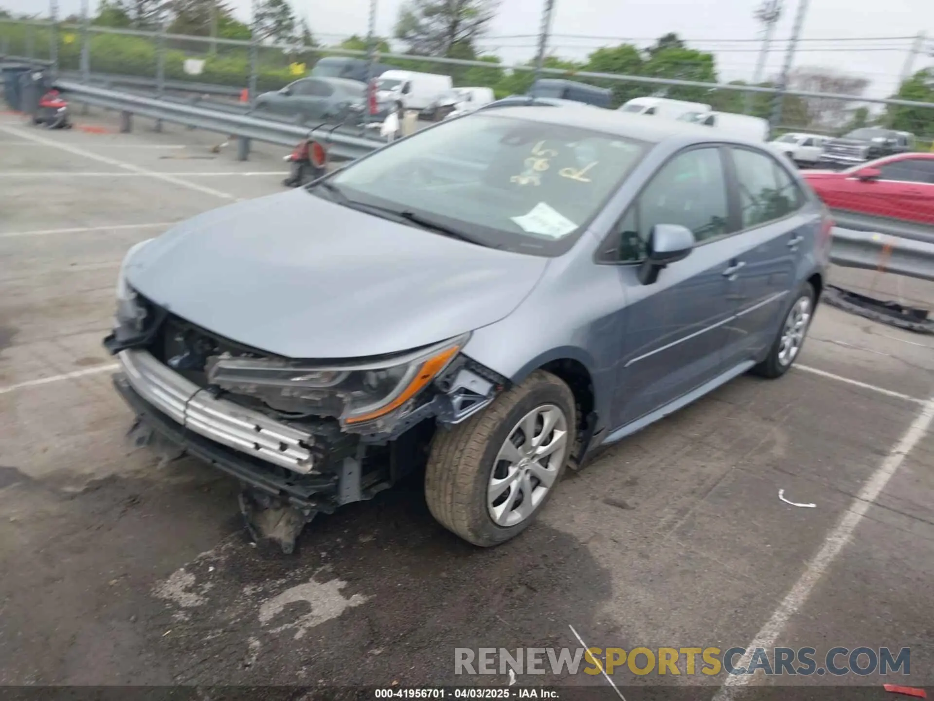 2 Photograph of a damaged car 5YFEPMAE9NP373747 TOYOTA COROLLA 2022