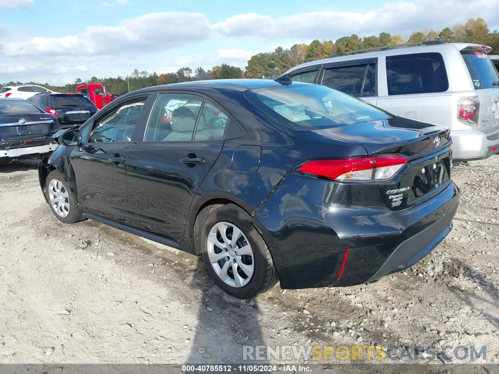 3 Photograph of a damaged car 5YFEPMAE9NP373957 TOYOTA COROLLA 2022