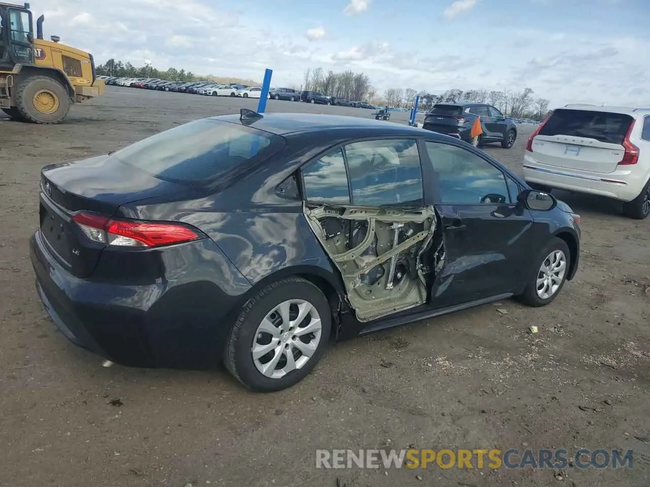 3 Photograph of a damaged car 5YFEPMAE9NP380309 TOYOTA COROLLA 2022