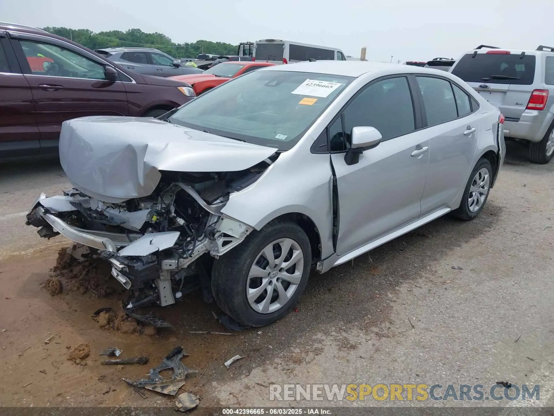 2 Photograph of a damaged car 5YFEPMAE9NP382383 TOYOTA COROLLA 2022