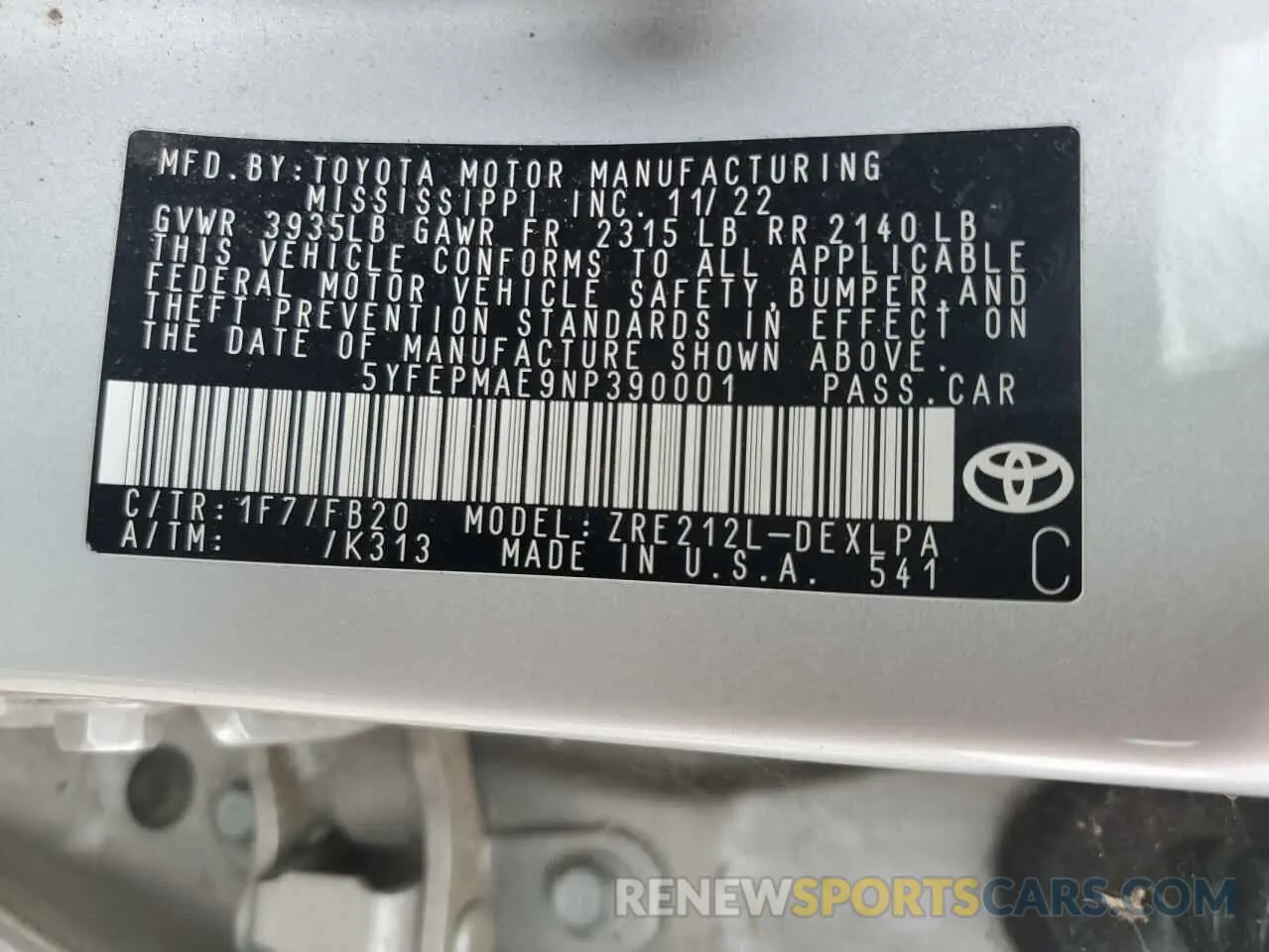 12 Photograph of a damaged car 5YFEPMAE9NP390001 TOYOTA COROLLA 2022
