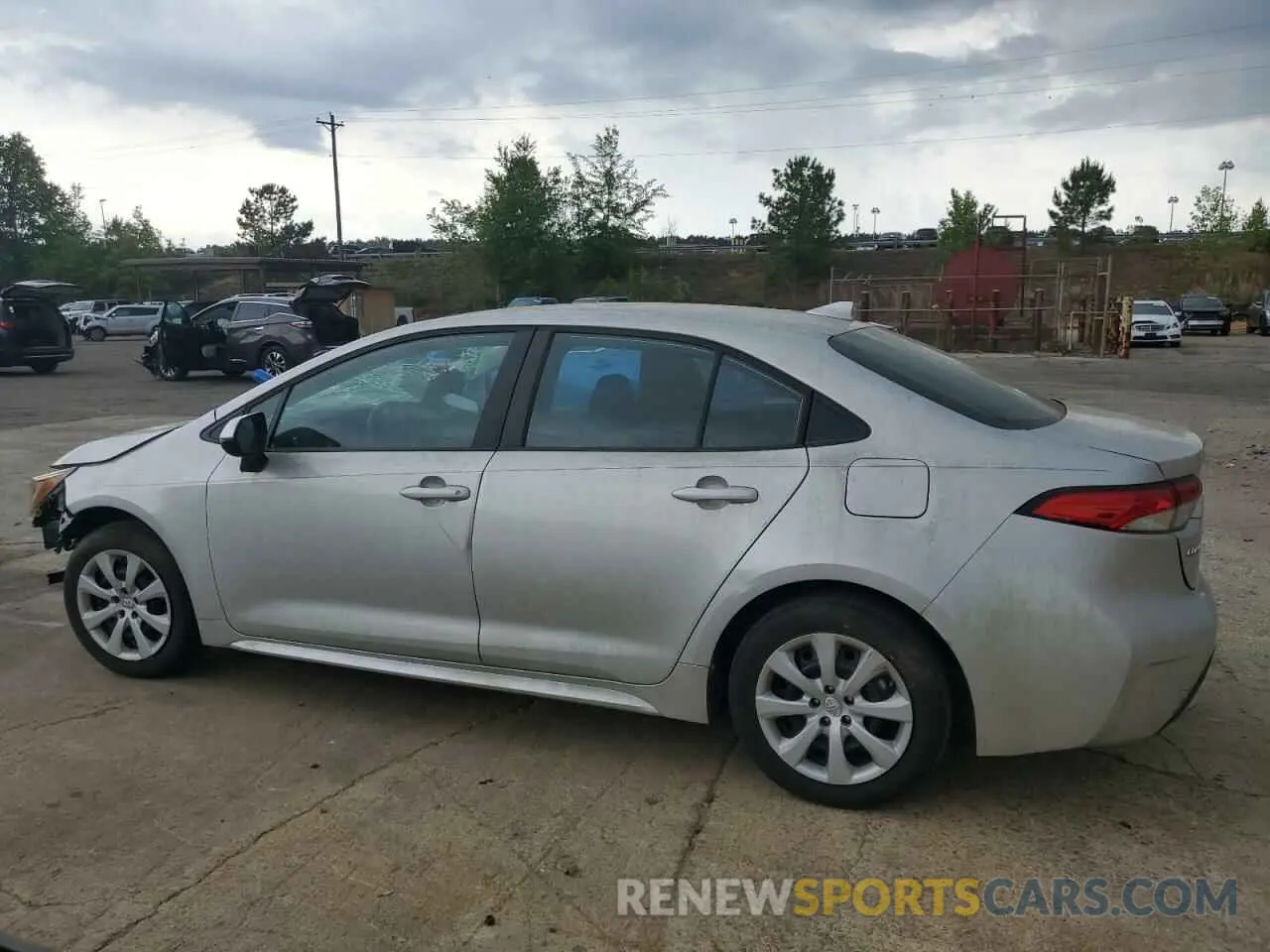 2 Photograph of a damaged car 5YFEPMAE9NP390001 TOYOTA COROLLA 2022
