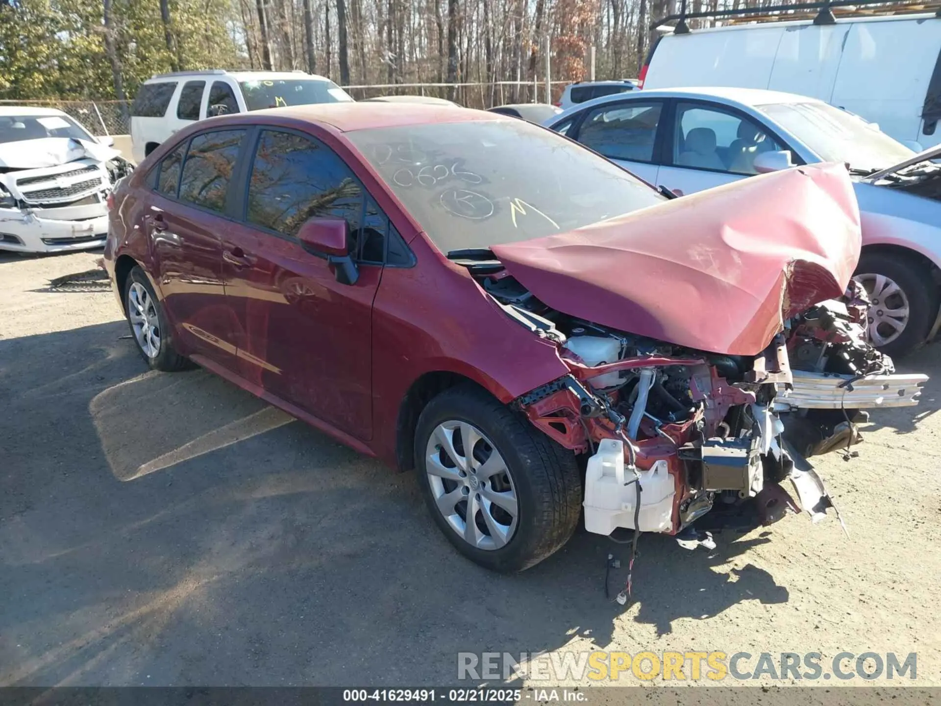 1 Photograph of a damaged car 5YFEPMAE9NP391813 TOYOTA COROLLA 2022