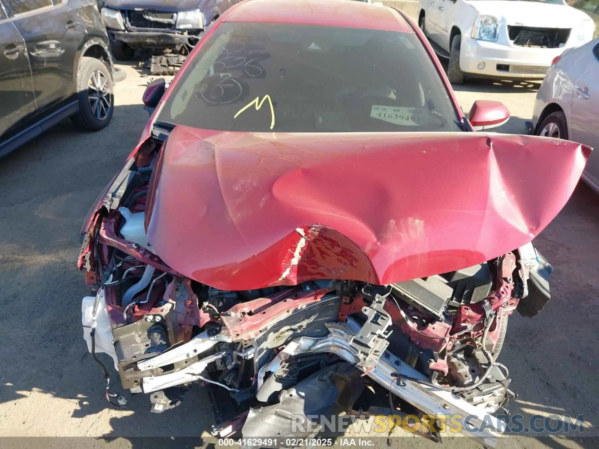 10 Photograph of a damaged car 5YFEPMAE9NP391813 TOYOTA COROLLA 2022