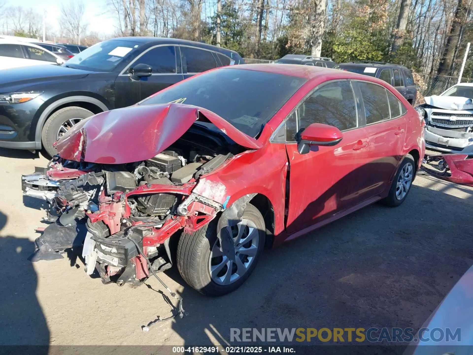 2 Photograph of a damaged car 5YFEPMAE9NP391813 TOYOTA COROLLA 2022