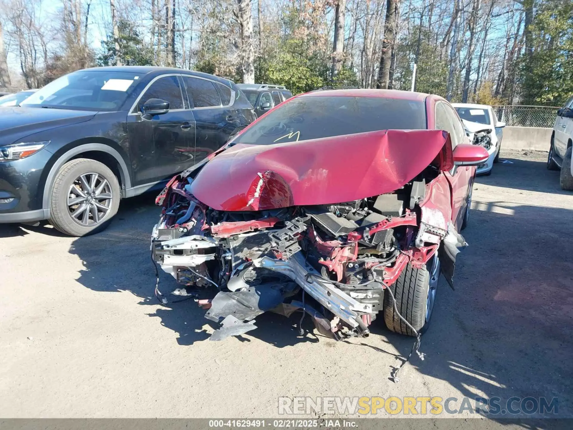 6 Photograph of a damaged car 5YFEPMAE9NP391813 TOYOTA COROLLA 2022