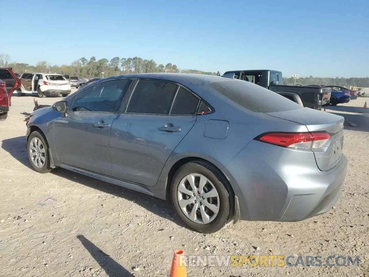 2 Photograph of a damaged car 5YFEPMAEXNP282874 TOYOTA COROLLA 2022