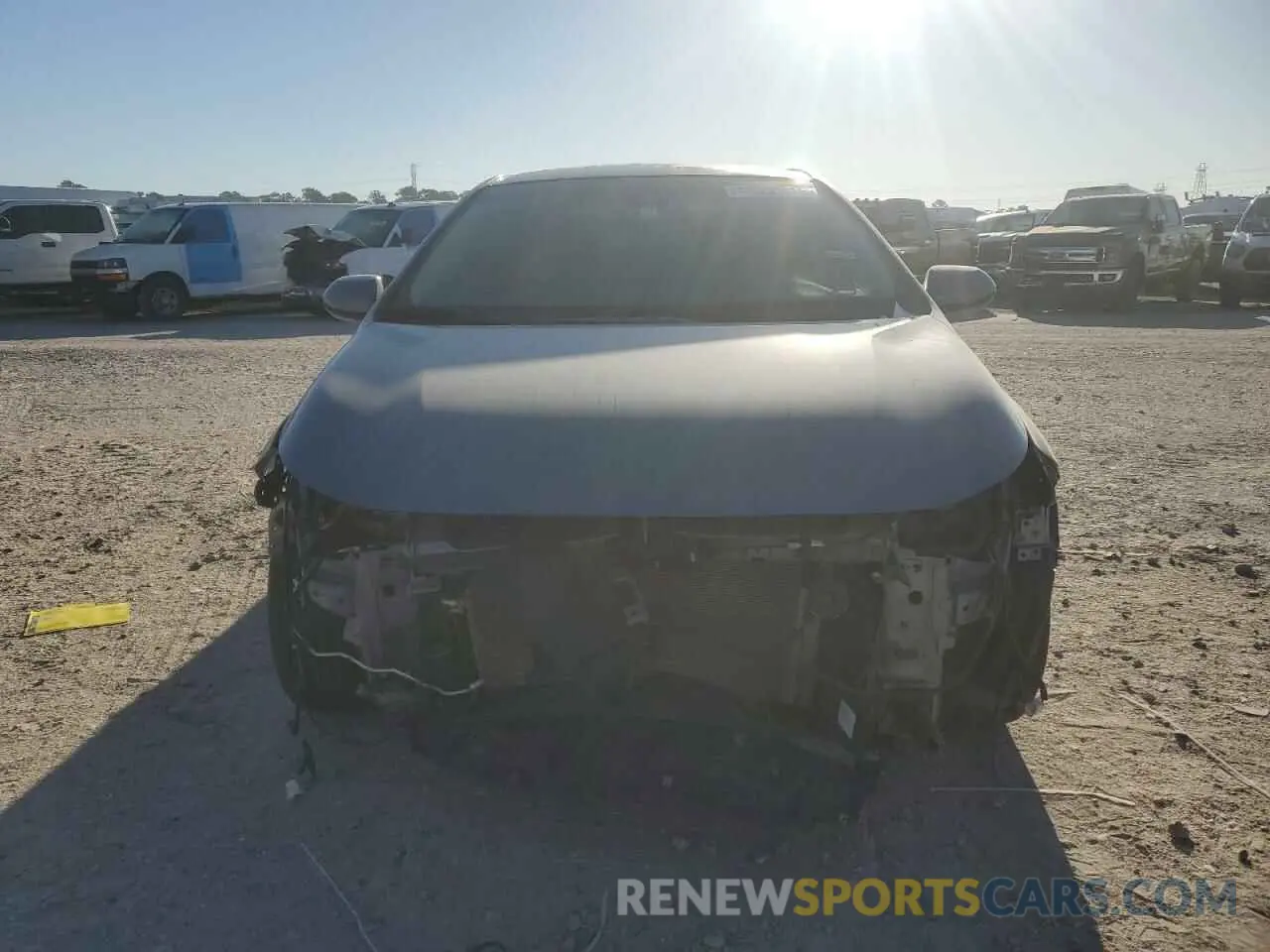 5 Photograph of a damaged car 5YFEPMAEXNP282874 TOYOTA COROLLA 2022