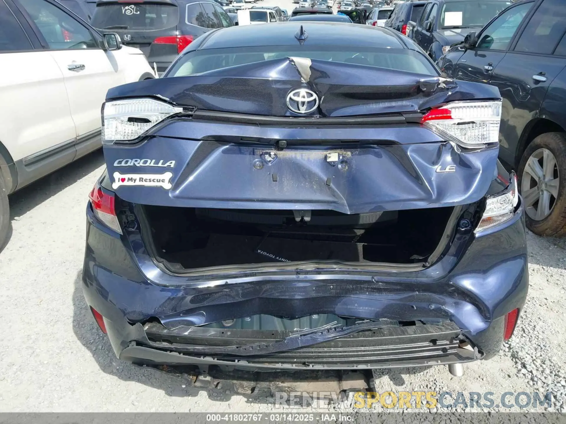 17 Photograph of a damaged car 5YFEPMAEXNP292675 TOYOTA COROLLA 2022