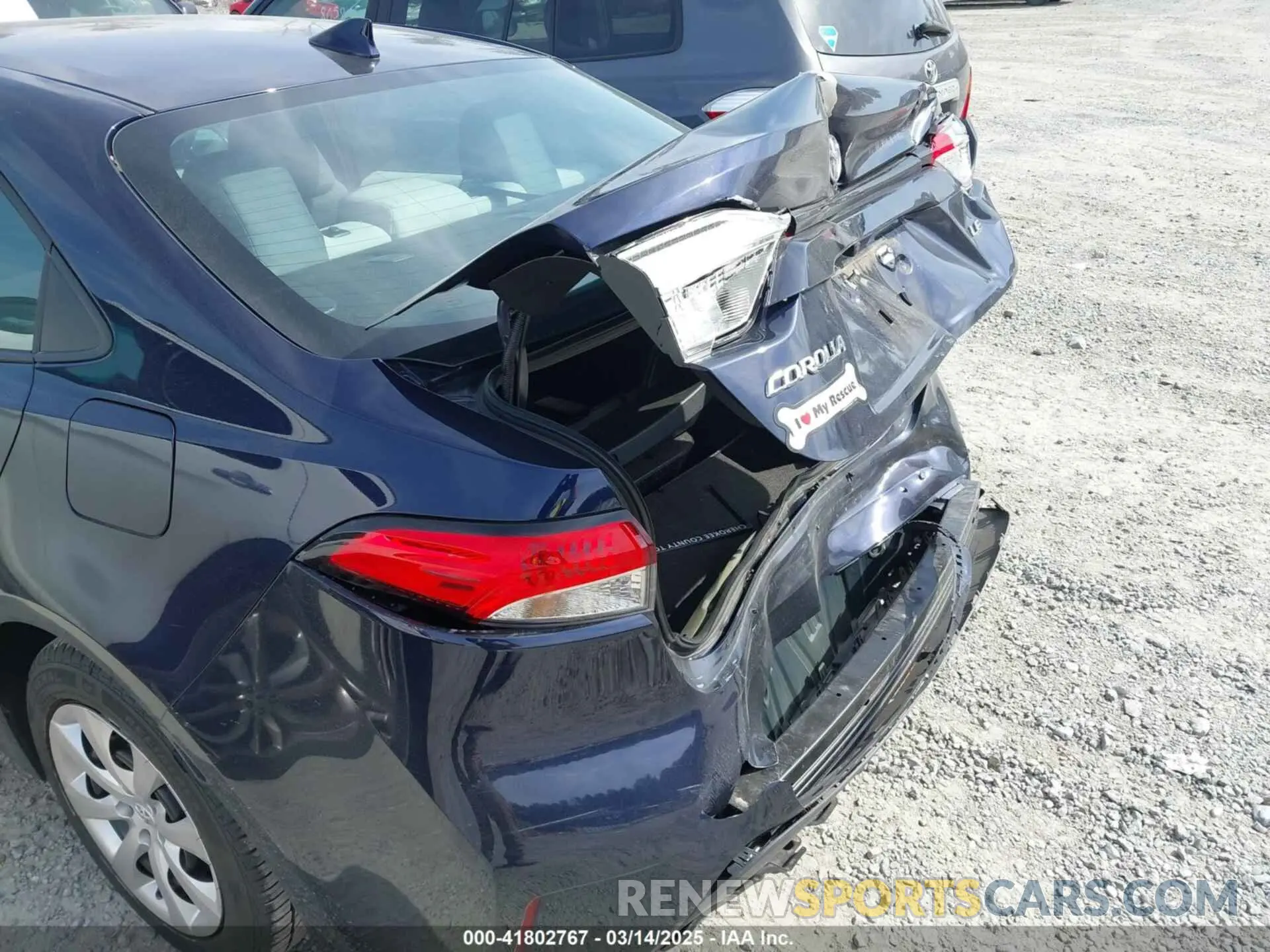 6 Photograph of a damaged car 5YFEPMAEXNP292675 TOYOTA COROLLA 2022