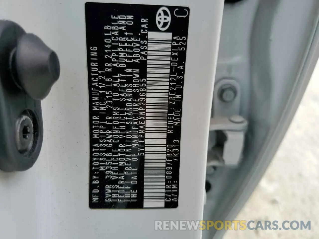 13 Photograph of a damaged car 5YFEPMAEXNP296855 TOYOTA COROLLA 2022
