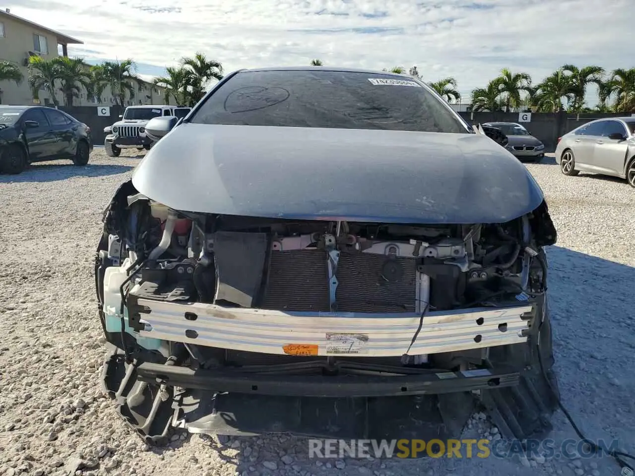 5 Photograph of a damaged car 5YFEPMAEXNP303366 TOYOTA COROLLA 2022