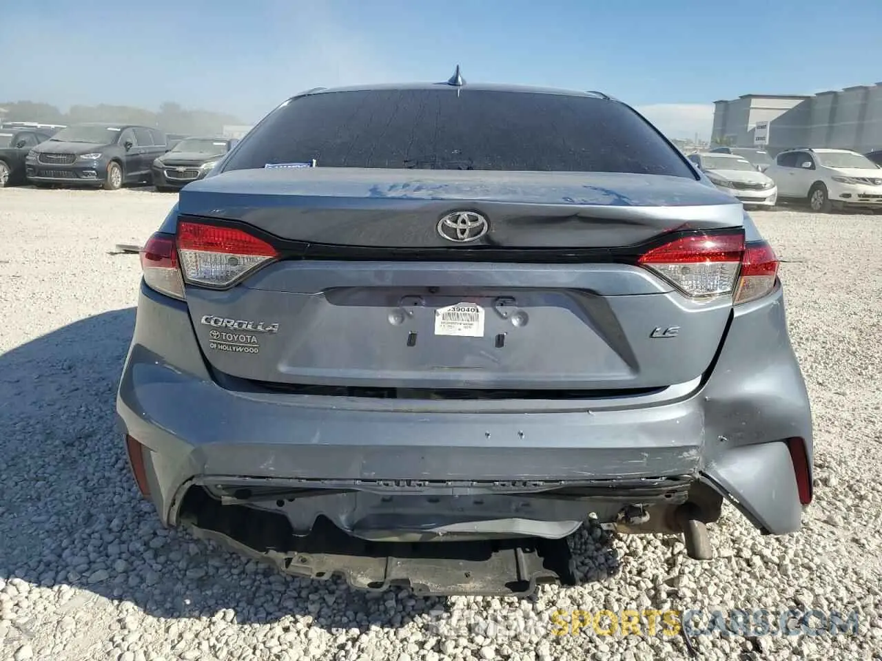 6 Photograph of a damaged car 5YFEPMAEXNP303366 TOYOTA COROLLA 2022