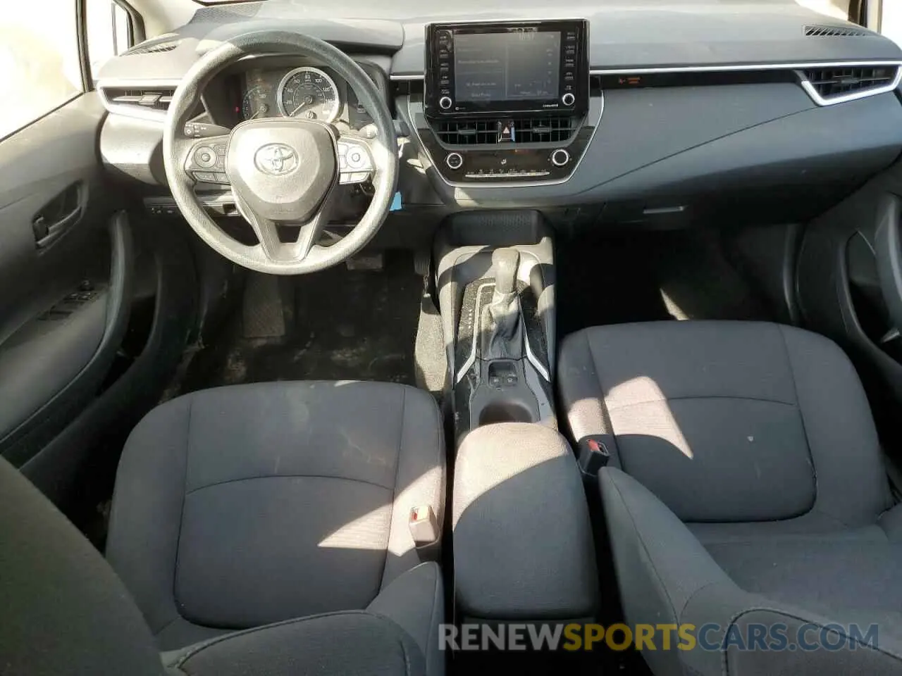 8 Photograph of a damaged car 5YFEPMAEXNP305165 TOYOTA COROLLA 2022