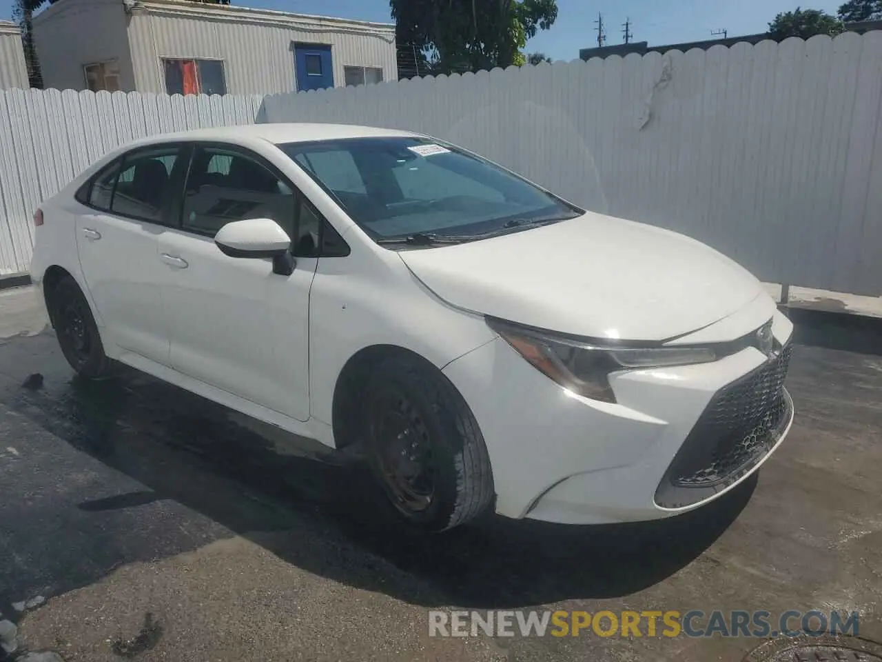 4 Photograph of a damaged car 5YFEPMAEXNP307630 TOYOTA COROLLA 2022