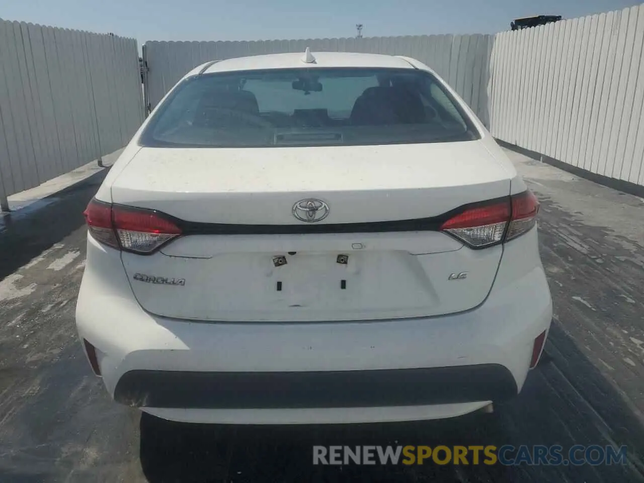 6 Photograph of a damaged car 5YFEPMAEXNP307630 TOYOTA COROLLA 2022