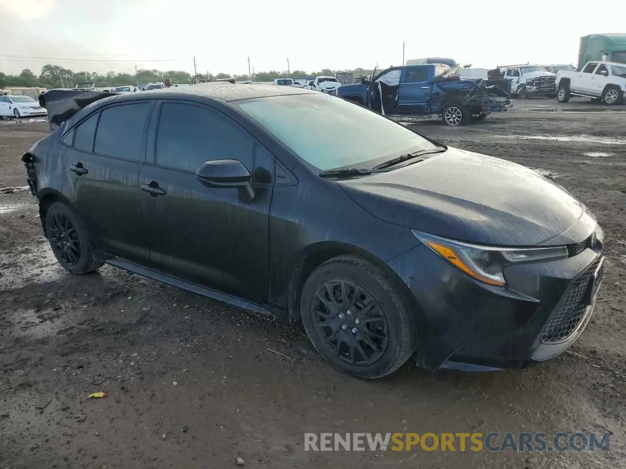 4 Photograph of a damaged car 5YFEPMAEXNP320958 TOYOTA COROLLA 2022