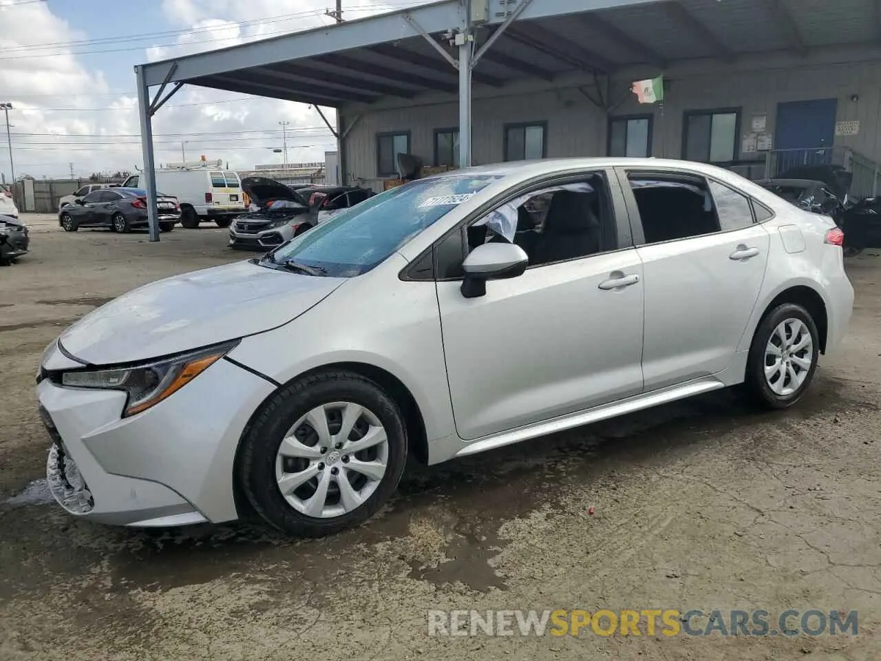 1 Photograph of a damaged car 5YFEPMAEXNP332799 TOYOTA COROLLA 2022