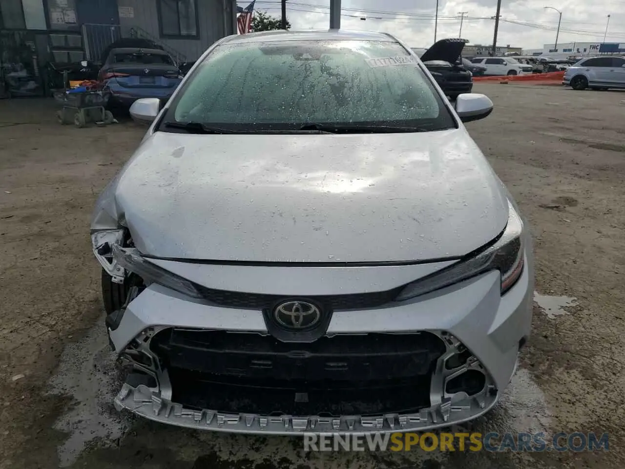 5 Photograph of a damaged car 5YFEPMAEXNP332799 TOYOTA COROLLA 2022