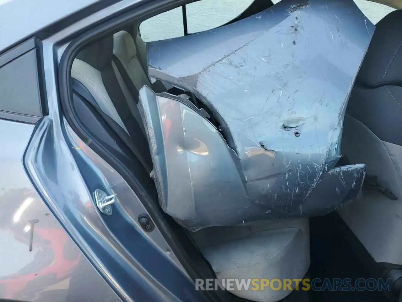 10 Photograph of a damaged car 5YFEPMAEXNP339087 TOYOTA COROLLA 2022